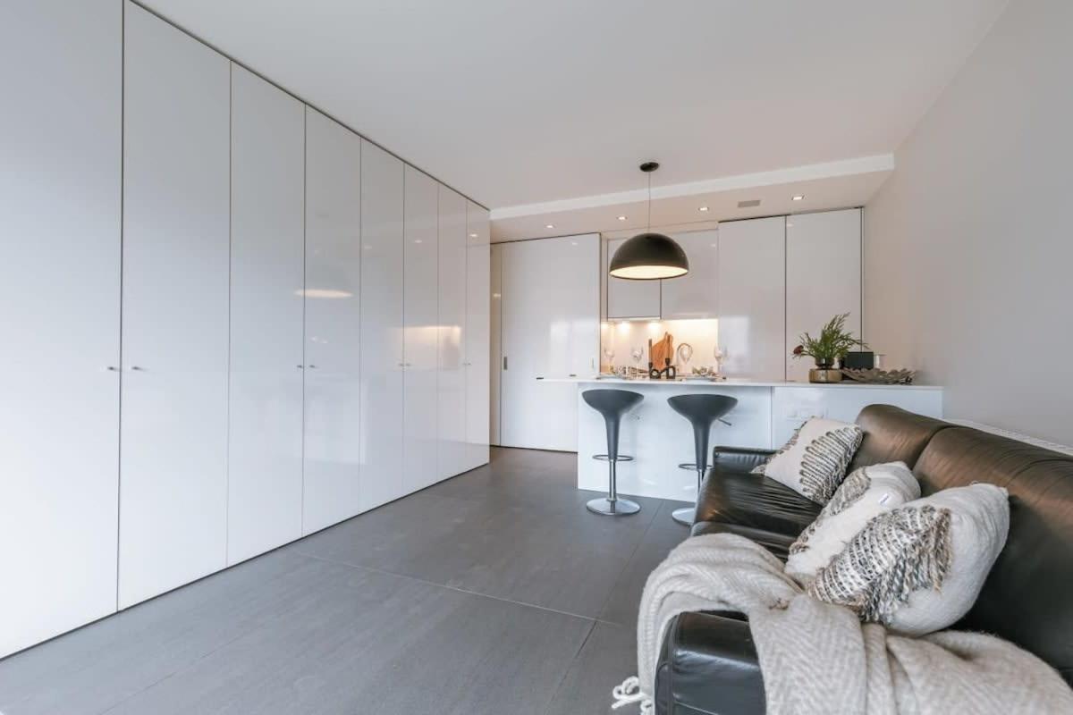 Modern Apartment In Centre Of Knokke エクステリア 写真